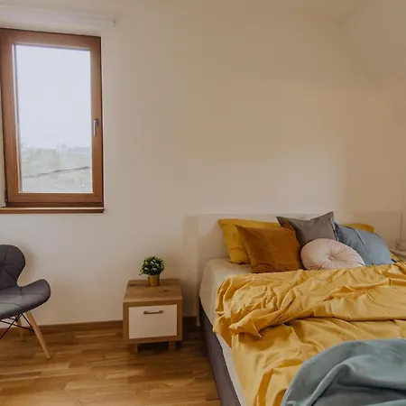 Lägenhet Divcinova Moderan A10 *