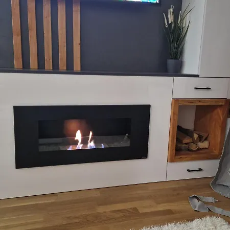 Lägenhet Divcinova Moderan A10 *