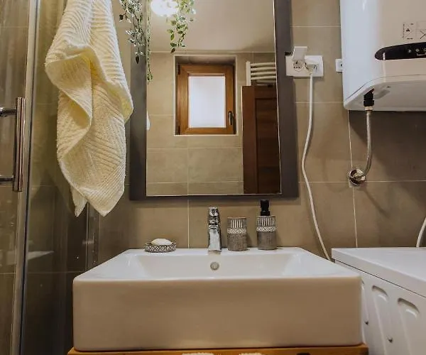 Divcinova Moderan A10 *